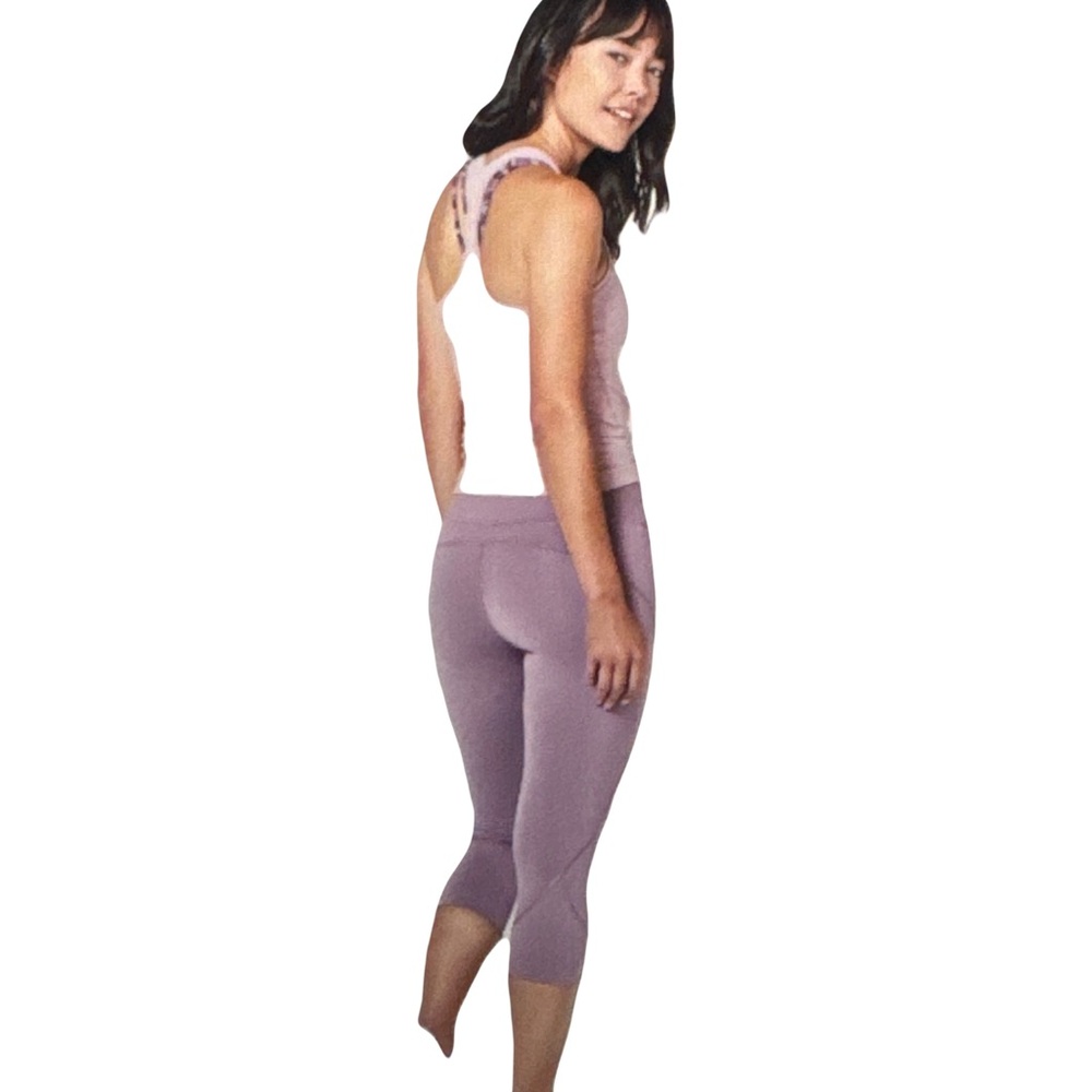 Lululemon In Movement Crop 2 - Picture 2 of 11